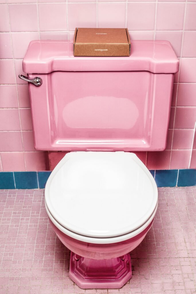 Toilet Tank Not Filling with Water After Flush? Step-by-Step Fix guide to fill-valve problems, float mechanisms, water supply issues, and toilet maintenance.