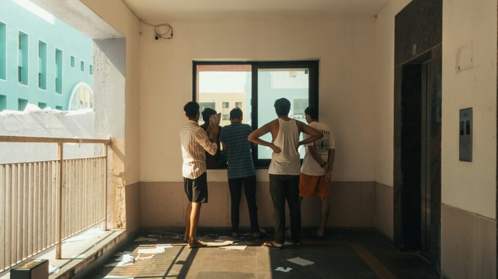 How to Get Out of a Lease With a Bad Roommate: Ultimate Guide to a Safer Exit covering lease termination, roommate conflicts, landlord discussions, documentation, and moving tips.