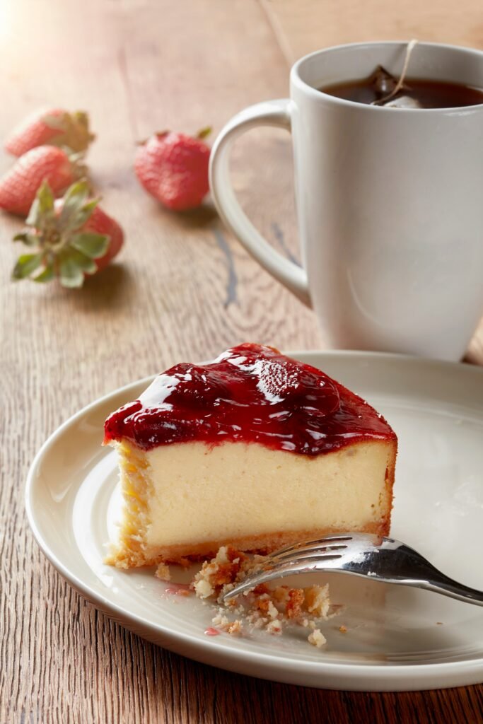 How Long Can Cheesecake Sit Out? Safe Time, Storage & Warning Signs guide to safe cheesecake storage, refrigeration, freshness, and spoilage warning signs.