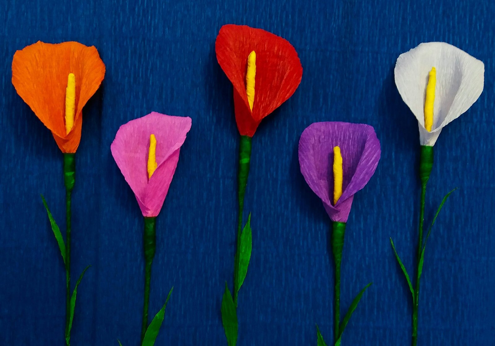 How to Make Flowers Out of Pipe Cleaners 6 Easy Patterns + Pro Tips